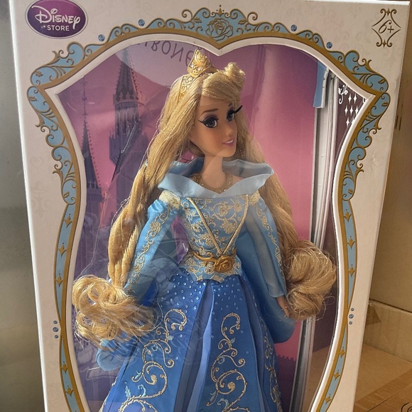 Disney sleeping beauty limited doll - Picture 1 of 2
